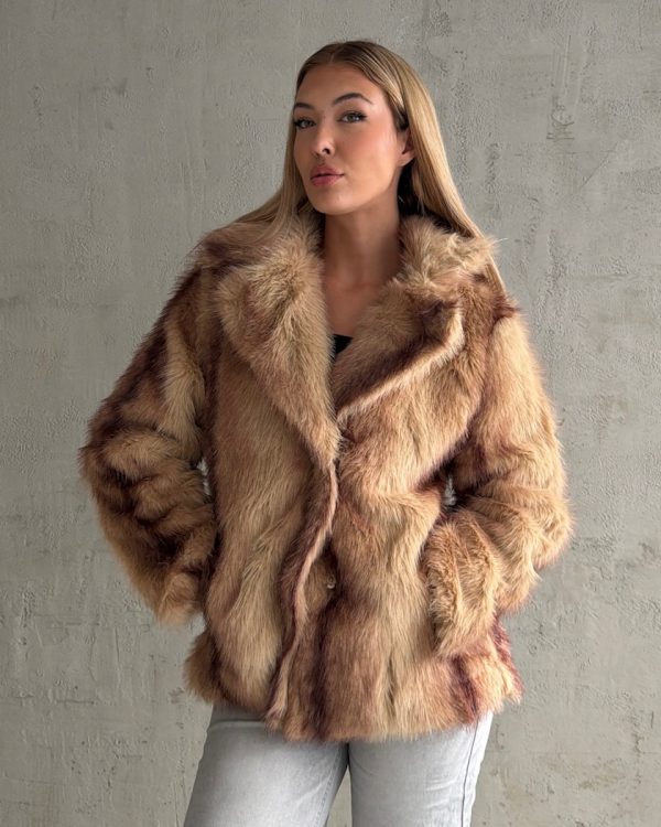 The Jedan AW26 Γουνα Mπεζ