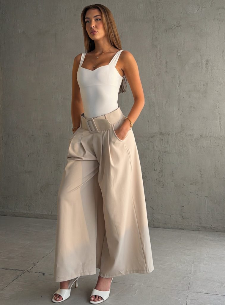 Παντελονα Με Πιετες Και Ζωνη Fiera Ss26